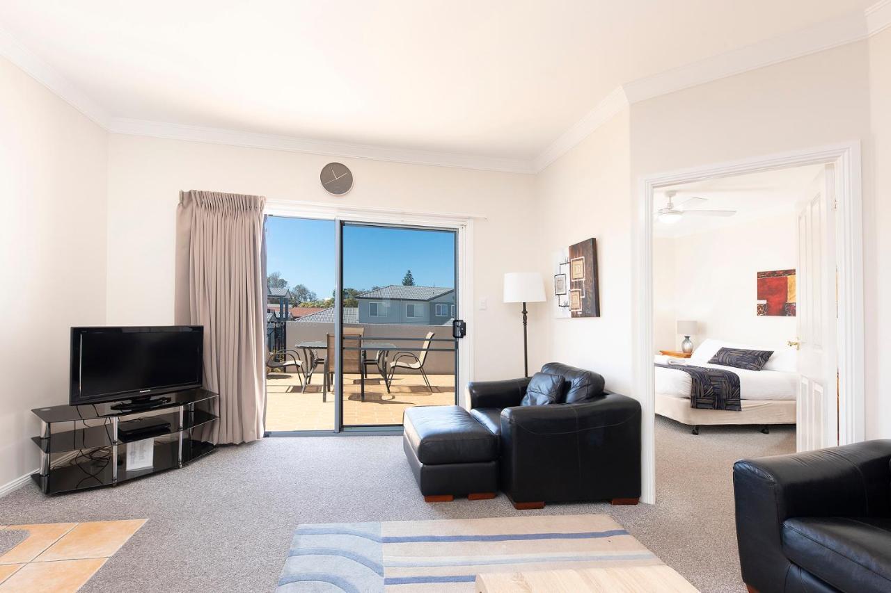 Meridian Beachside Apartments Олд-Бар Экстерьер фото