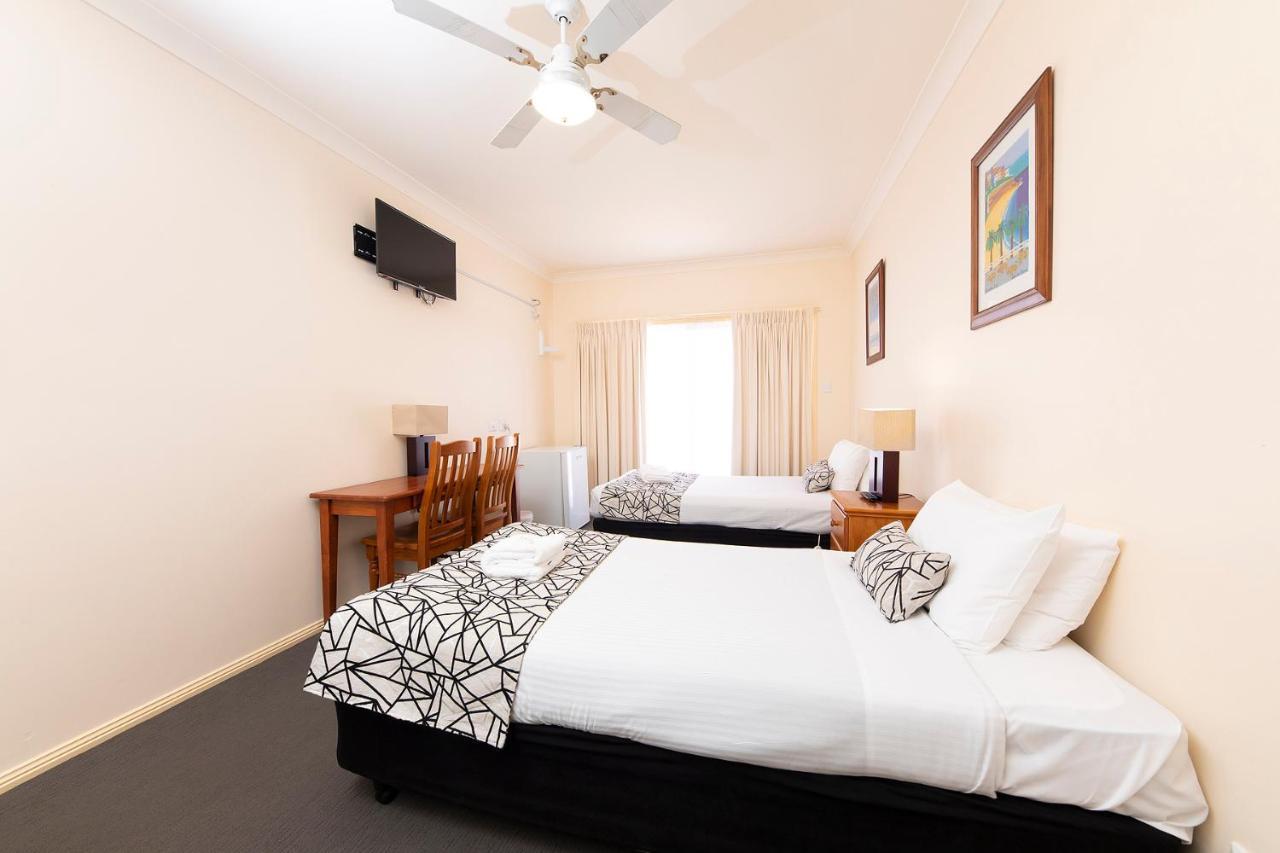 Meridian Beachside Apartments Олд-Бар Экстерьер фото
