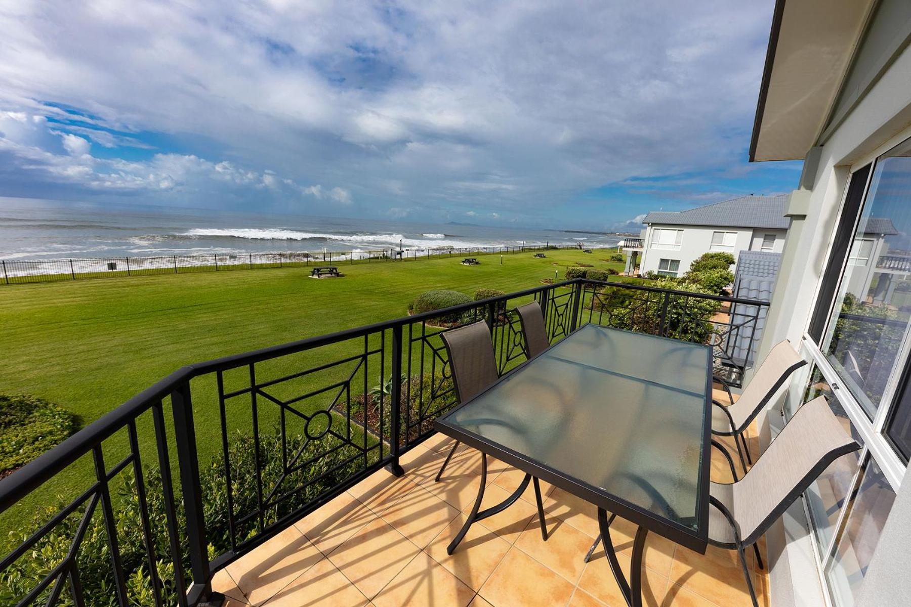 Meridian Beachside Apartments Олд-Бар Экстерьер фото