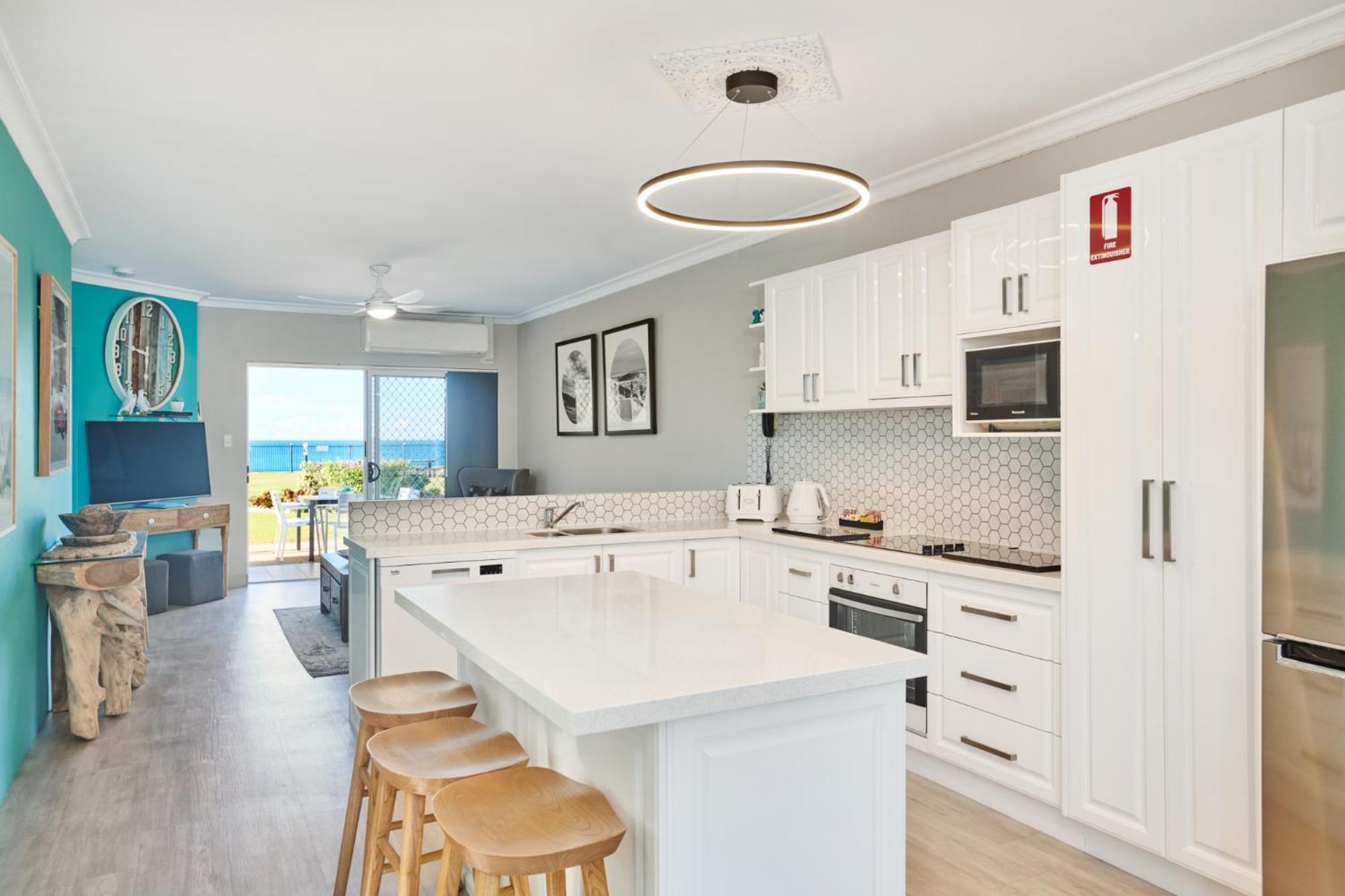 Meridian Beachside Apartments Олд-Бар Экстерьер фото